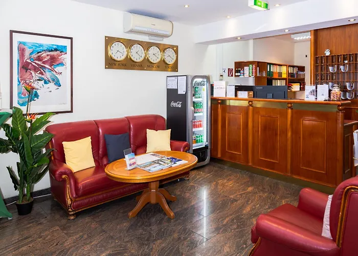 Suite Hotel 900 M Zur Oper Vienna
